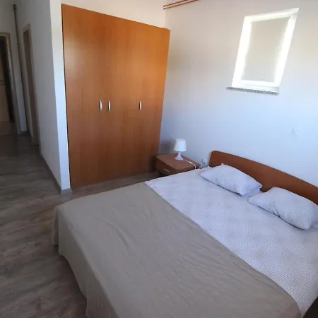 Villa Spacious In With Private Swimming Pool