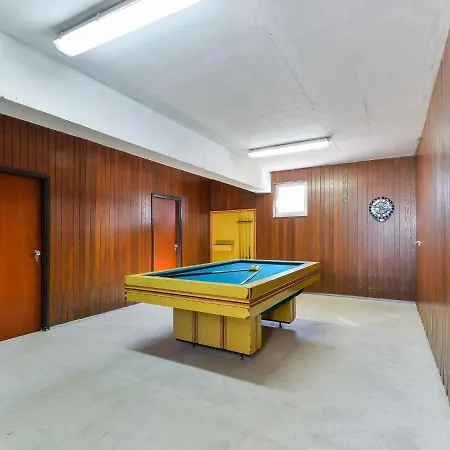 Villa Spacious In With Private Swimming Pool *