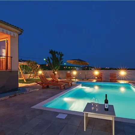 In With Private Pool Villa *